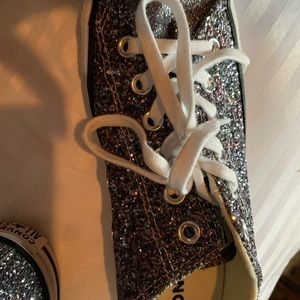 Converse sparkly sneakers